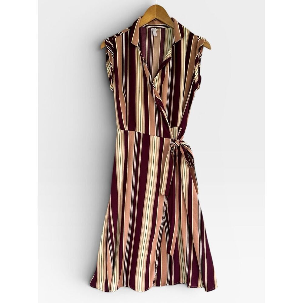 🎉5 for $45🎉 Xhilaration wrap dress size S